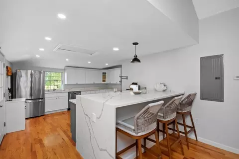 117 Hampton Cir, Hull, MA 02045 photo 7