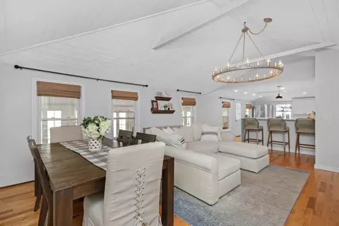 117 Hampton Cir, Hull, MA 02045 photo 2