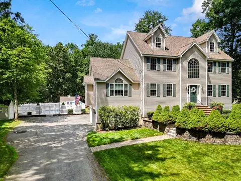 793 Forest St, North Andover, MA 01845