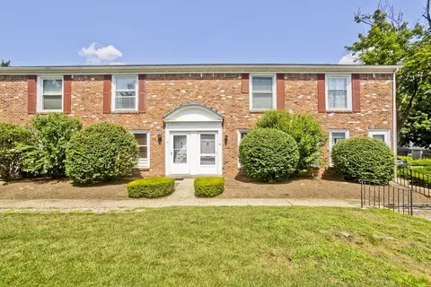 45 Jamestown Dr #45, Springfield, MA 01108