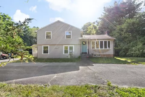 180 Moulton St, Rehoboth, MA 02769