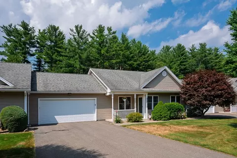 22 Pomeroy Meadow Rd #21, Southampton, MA 01073