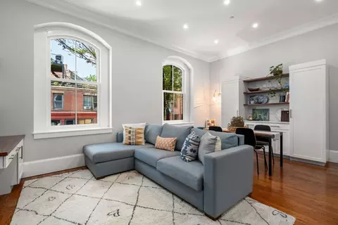 5 Dwight St #2, Boston, MA 02118