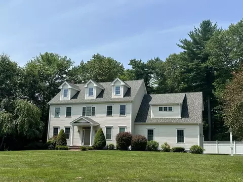 20 Laurelwood Dr, Norwell, MA 02061