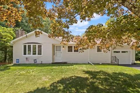 507 Tremont St, Rehoboth, MA 02769