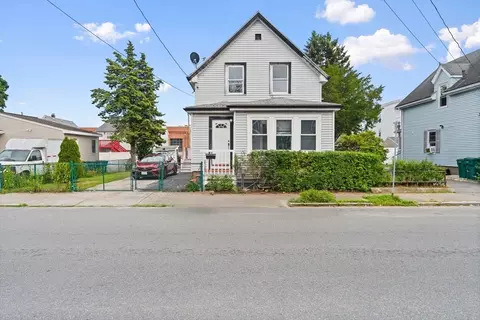 84 River St, Lynn, MA 01905