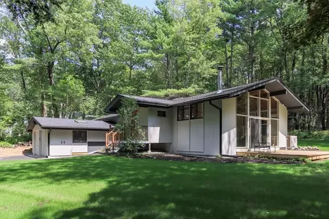 97 Old Mill Rd, Harvard, MA 01451