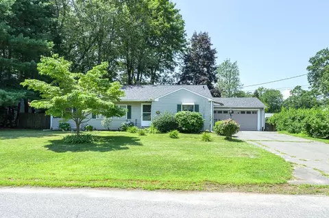 36 Yamaska Rd, Springfield, MA 01118