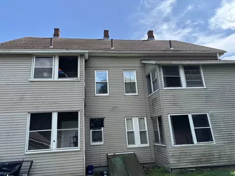 176-178 Corthell St, Springfield, MA 01151 photo 5