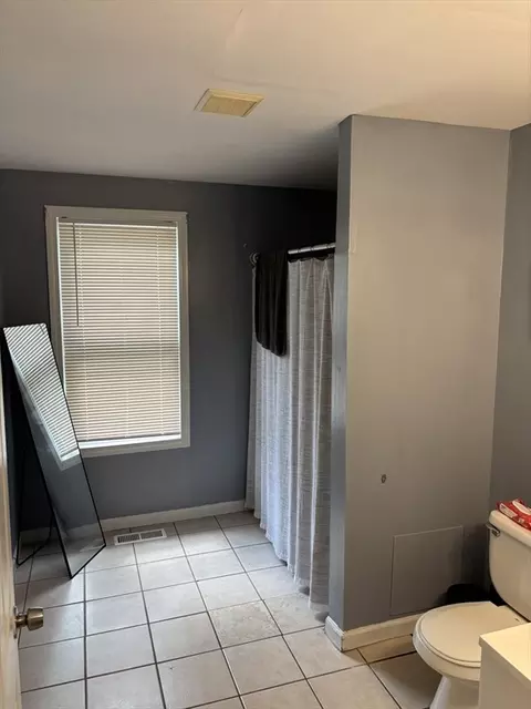 176-178 Corthell St, Springfield, MA 01151 photo 15