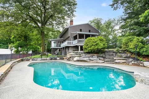 292 Berlin Rd, Bolton, MA 01740
