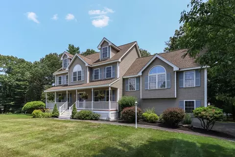 100 Adams St, Dunstable, MA 01827
