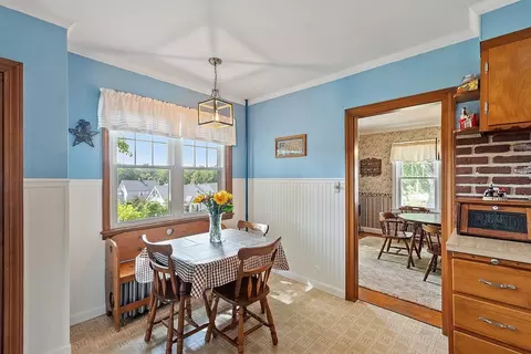 Dining - 40 Robillard St, Gardner, MA 01440 photo 1 of 4