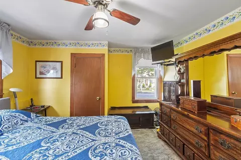 Bedroom - 40 Robillard St, Gardner, MA 01440 photo 2 of 5