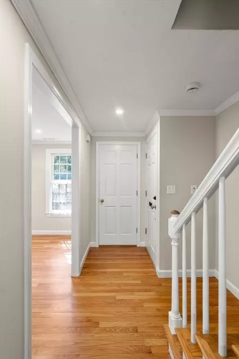 Entry Way - 80 Jericho Rd #80, Weston, MA 02493 photo 2 of 4