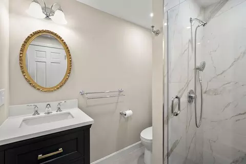 Bath - 80 Jericho Rd #80, Weston, MA 02493 photo 2 of 2