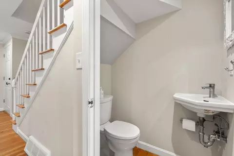 Entry Way - 80 Jericho Rd #80, Weston, MA 02493 photo 3 of 4