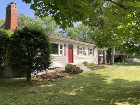 17 John St, Easthampton, MA 01027 photo 2
