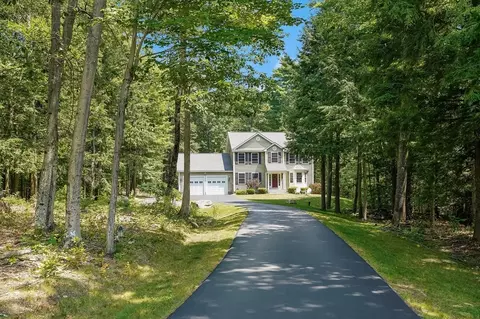 18 Westgate Rd, Mont Vernon, NH 03057