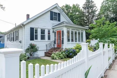 2290 Centre St, West Roxbury, MA 02132