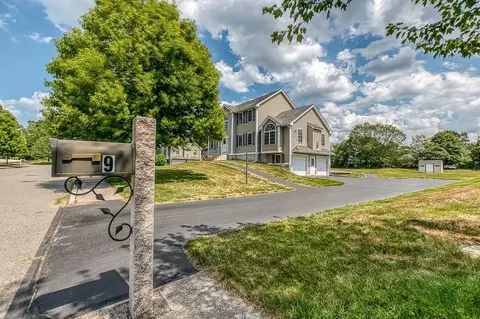 9 Cart Path Rd, Dracut, MA 01826 photo 2