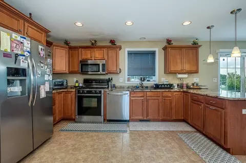 9 Cart Path Rd, Dracut, MA 01826 photo 6