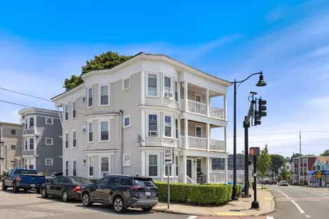 401 Cabot St #2, Beverly, MA 01915