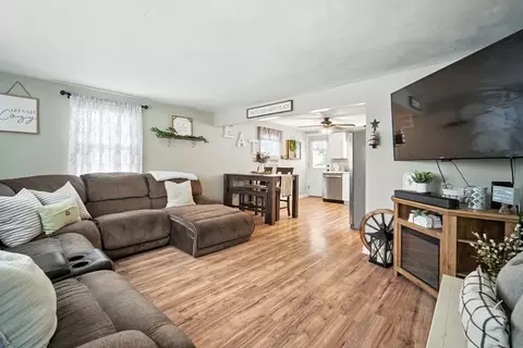 240 El Paso St, Springfield, MA 01104 photo 6