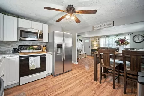 240 El Paso St, Springfield, MA 01104 photo 2