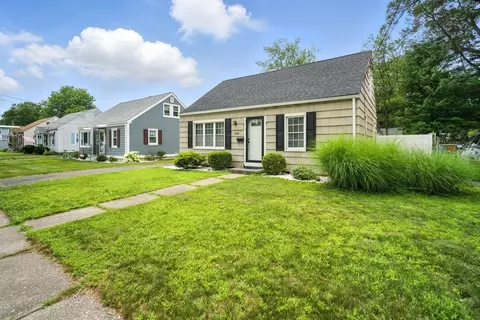 240 El Paso St, Springfield, MA 01104 photo 21