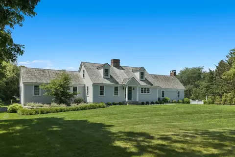135 Free St, Hingham, MA 02043