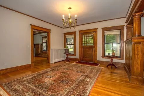 Entry Way - 244 Springfield St, Springfield, MA 01107 photo 2 of 5