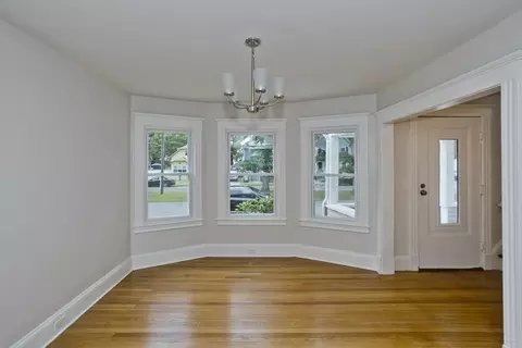 191 Phoenix Ter, Springfield, MA 01104 photo 13