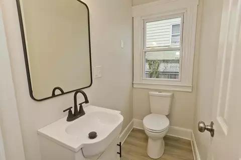 191 Phoenix Ter, Springfield, MA 01104 photo 29