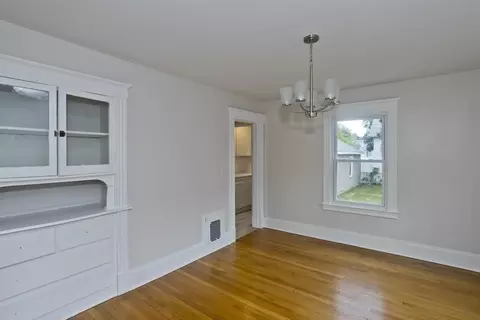 191 Phoenix Ter, Springfield, MA 01104 photo 14