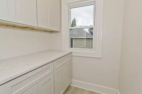 191 Phoenix Ter, Springfield, MA 01104 photo 7