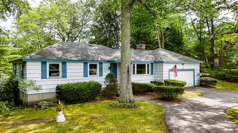 15 Valley Rd, Danvers, MA 01923