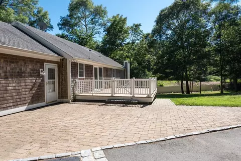 35 Sharon Cir, Osterville, MA 02655 photo 12