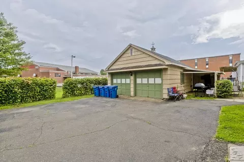 22 Maple Ter, West Springfield, MA 01089 photo 4