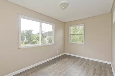 22 Maple Ter, West Springfield, MA 01089 photo 16