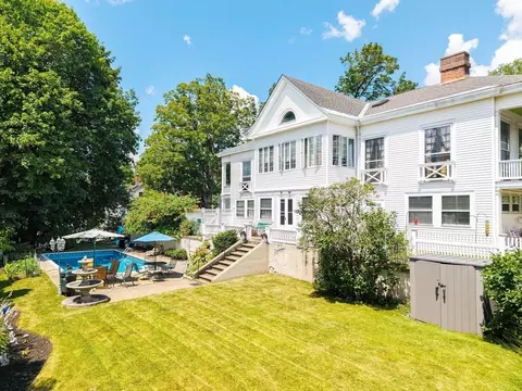 50 Prospect St, Fitchburg, MA 01420