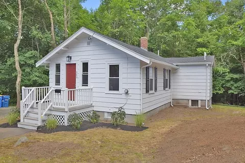 240 South St, Randolph, MA 02368