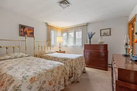 60 Dick Dr, Worcester, MA 01609 photo 25