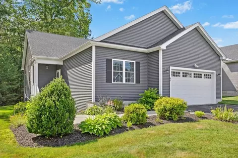46 Compass Cir #46A, Boylston, MA 01505
