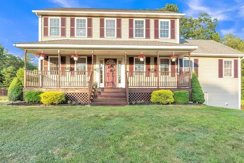 14 Patriot Ln, Rutland, MA 01543