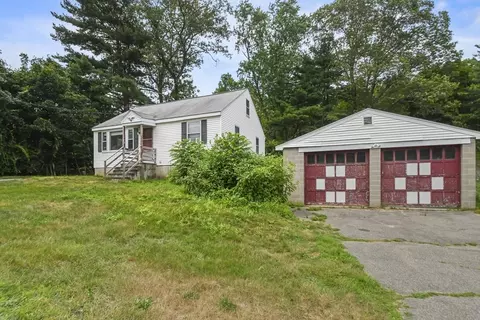 119 Russell St, Woburn, MA 01801