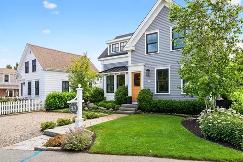 44 Franklin, Provincetown, MA 02657