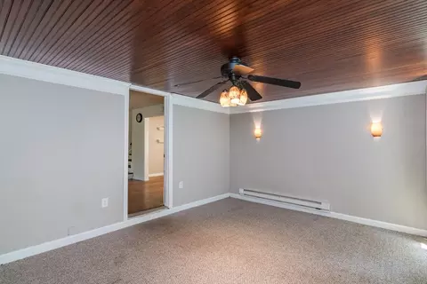115 Abbott St, Springfield, MA 01118 photo 8