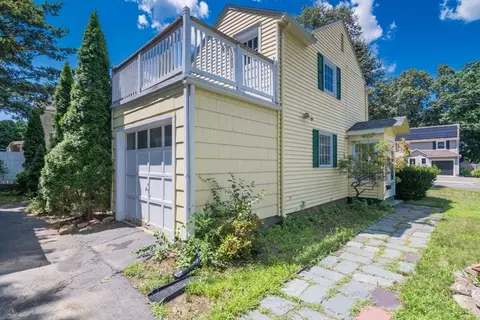 115 Abbott St, Springfield, MA 01118 photo 21