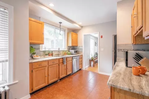 Entry Way - 61 Acushnet Ave, Worcester, MA 01606 photo 1 of 4